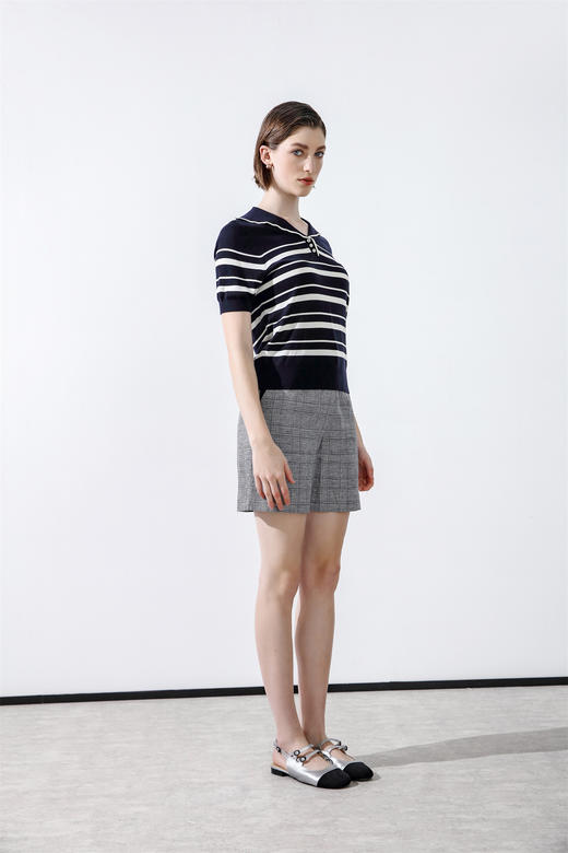 奇威2025夏季新品条纹针织上衣0EH0515759 商品图5