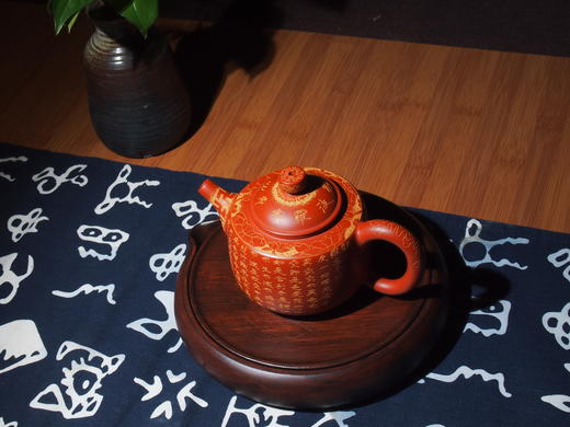 【样品3.5折无原包装，仅1件，无货退款】玄雕窑般若波羅蜜多心经壶 商品图3