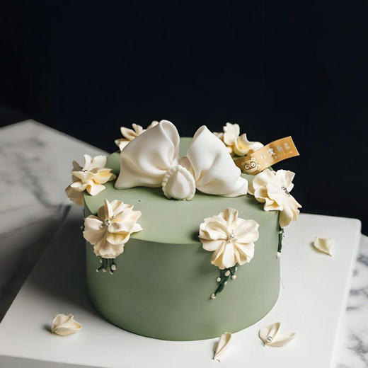 山茶花蝴蝶结（裱花蛋糕） 商品图0