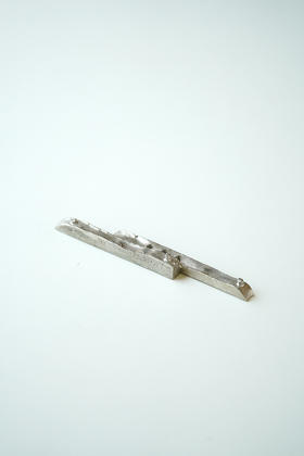 安藤雅信105黑银彩茶针置