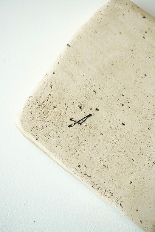 安藤雅信113白斑釉釉玻璃付贯入角皿 商品图3