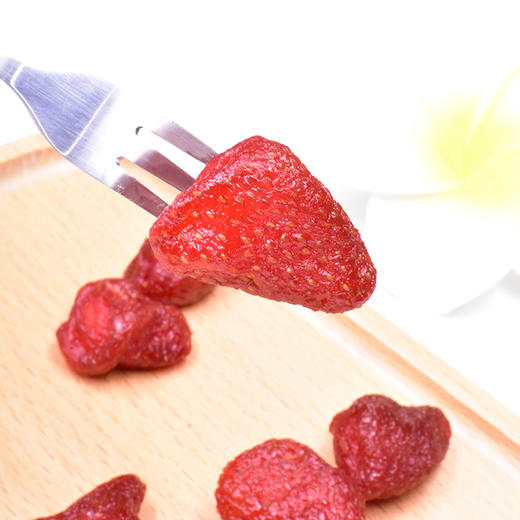 山臻U品草莓干200g 商品图3