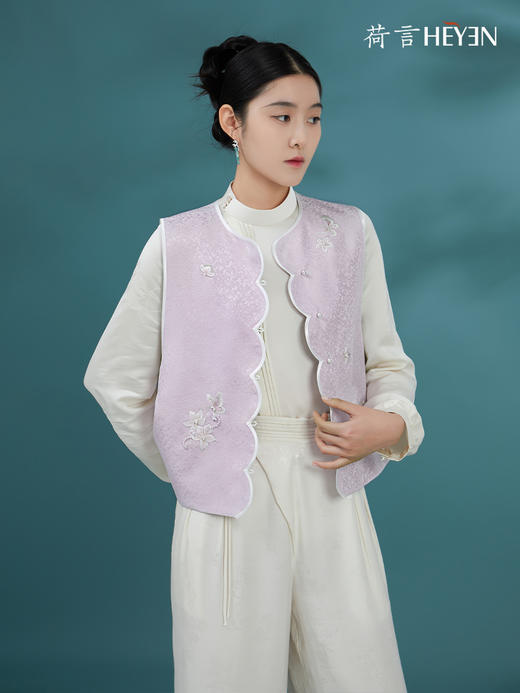 荷言HEYEN 念禾 桑蚕丝织金提花正绢马甲 手工蝴蝶桃花刺绣高定系列 商品图1