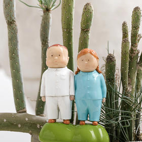 稀奇艺术-Mini站在高岗上-纯真年代