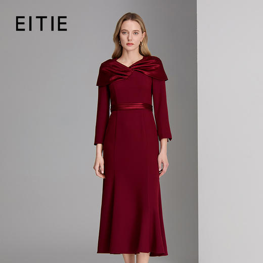 EITIE爱特爱缎面撞料设计钉珠装饰优雅礼服裙8377006 商品图0