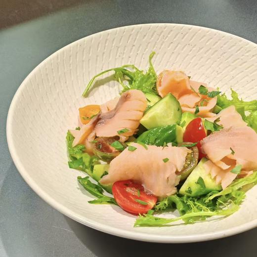 【堂食】烟熏三文鱼沙拉 商品图0