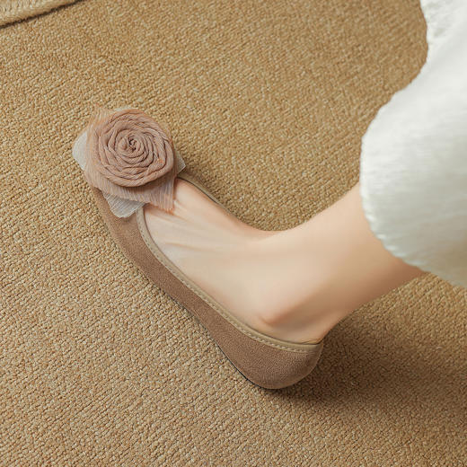 品质好货|Safiya/索菲娅2025内增高软底轻便花朵浅口单鞋SFD2111731 商品图9