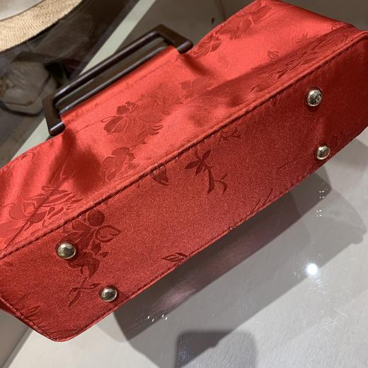 【抖音专属】新中式手提包（24815099-红色木柄） 商品图1