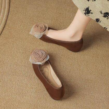 品质好货|Safiya/索菲娅2025内增高软底轻便花朵浅口单鞋SFD2111731 商品图1