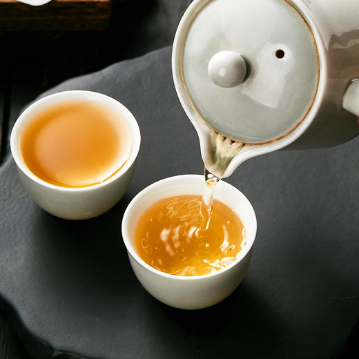 雀牌·露华春福鼎白茶 +老白茶方片壶 商品图2