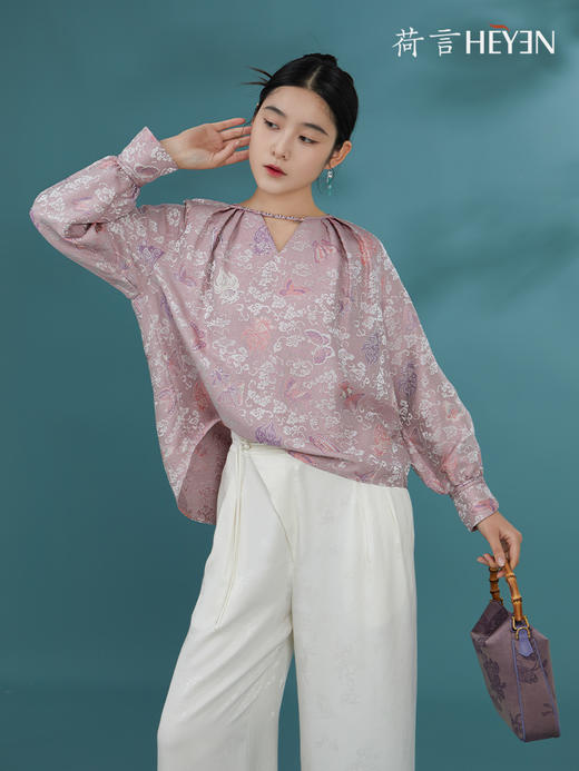 荷言HEYEN 思齐 金鱼蝴蝶云纹小v领新中式上衣真丝混纺高级定制 商品图0