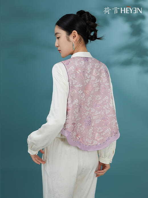 荷言HEYEN 德音 金鱼蝴蝶云纹新中式马甲 手工金鱼浪花盘扣 花瓣下摆高级定制 商品图4