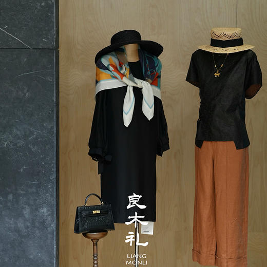 【预售7天】良木礼真丝连衣裙（218370） 商品图1