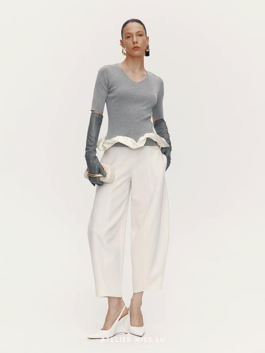 【旋转芭蕾】下摆云朵环绕拼接V领针织上衣 商品图1