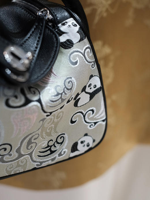 盛唐婧| 步摇手提包-黑色[特价品] 商品图1