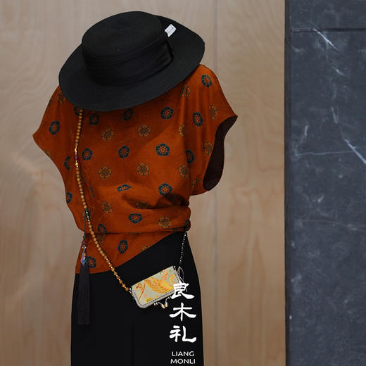 【预售7天】良木礼真丝提花上衣（7329） 商品图0