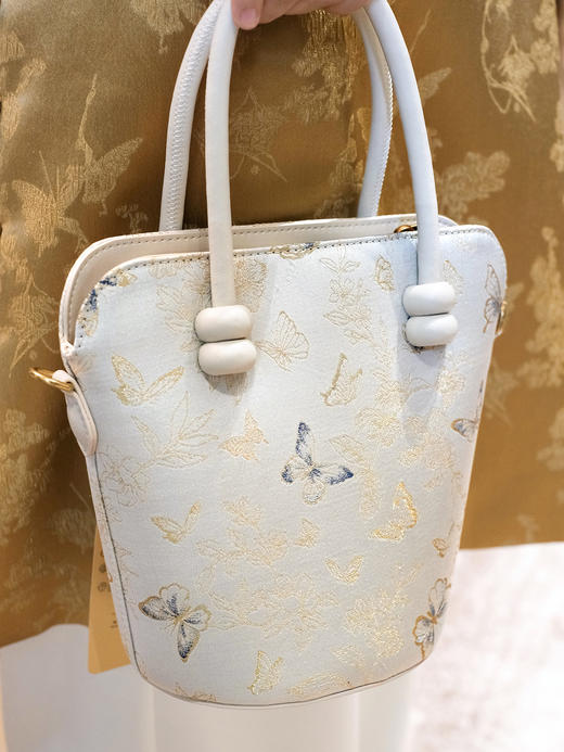 盛唐婧| 韵珠手提包-米色[特价品] 商品图1