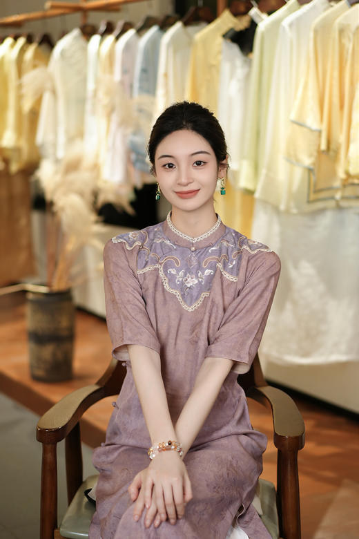 盛唐牡丹|香云纱手绣如意领古法旗袍裙-粉色 商品图4