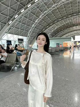 盛唐牡丹| 梅花纹真丝提花上衣