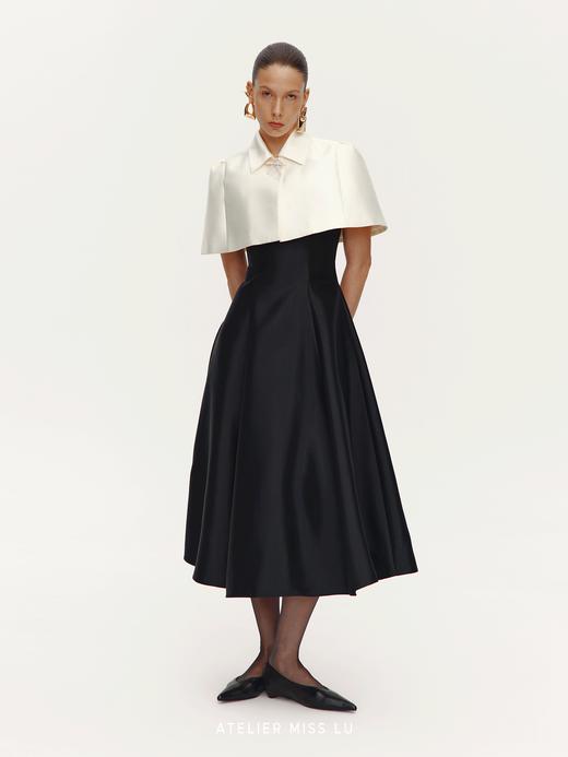 【云朵公主】造型水钻点缀光泽感斗篷短上衣 商品图0