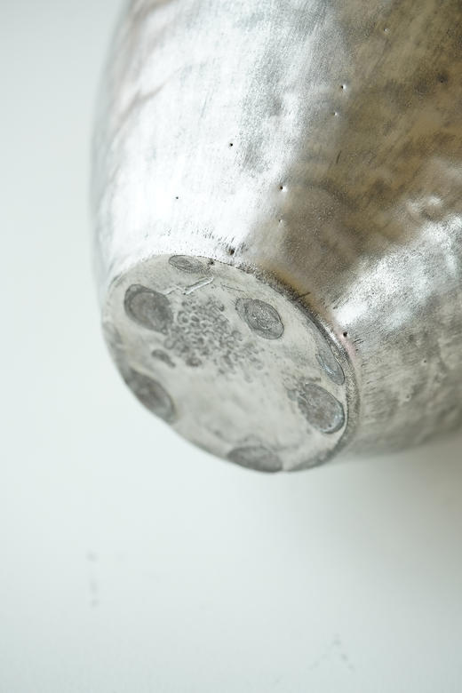 安藤雅信143黑银彩壶 商品图3