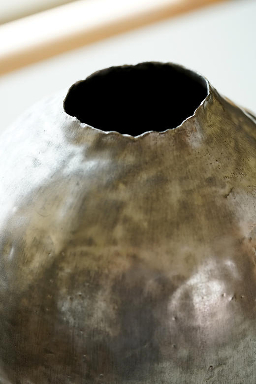 安藤雅信143黑银彩壶 商品图1