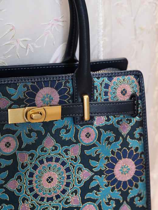 盛唐婧| 华裳手提包-蓝色[特价品] 商品图1