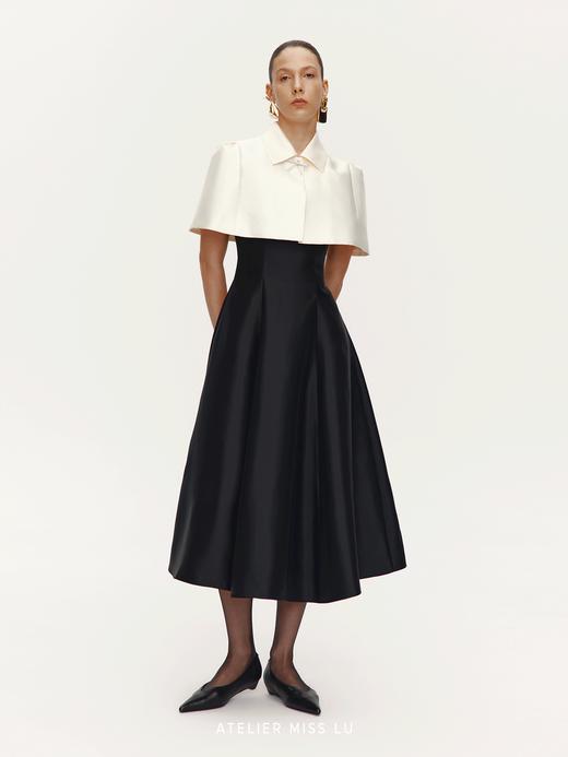 【云朵公主】造型水钻点缀光泽感斗篷短上衣 商品图2