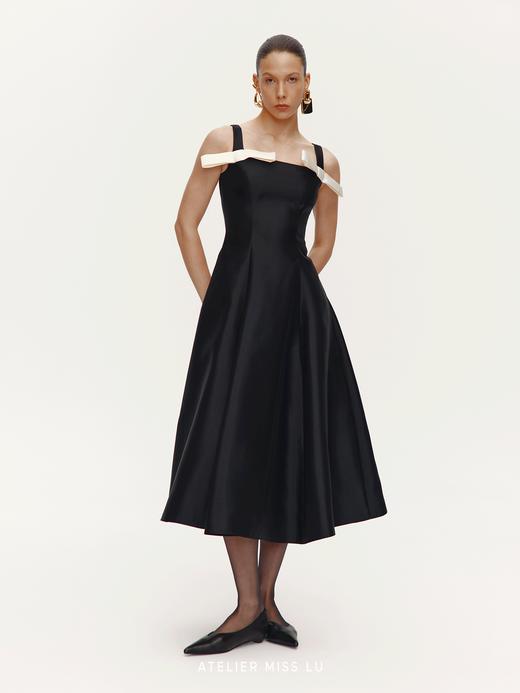 【阿芙罗神幕】撞色蝴蝶结拼接光泽感大摆礼服长裙 商品图3