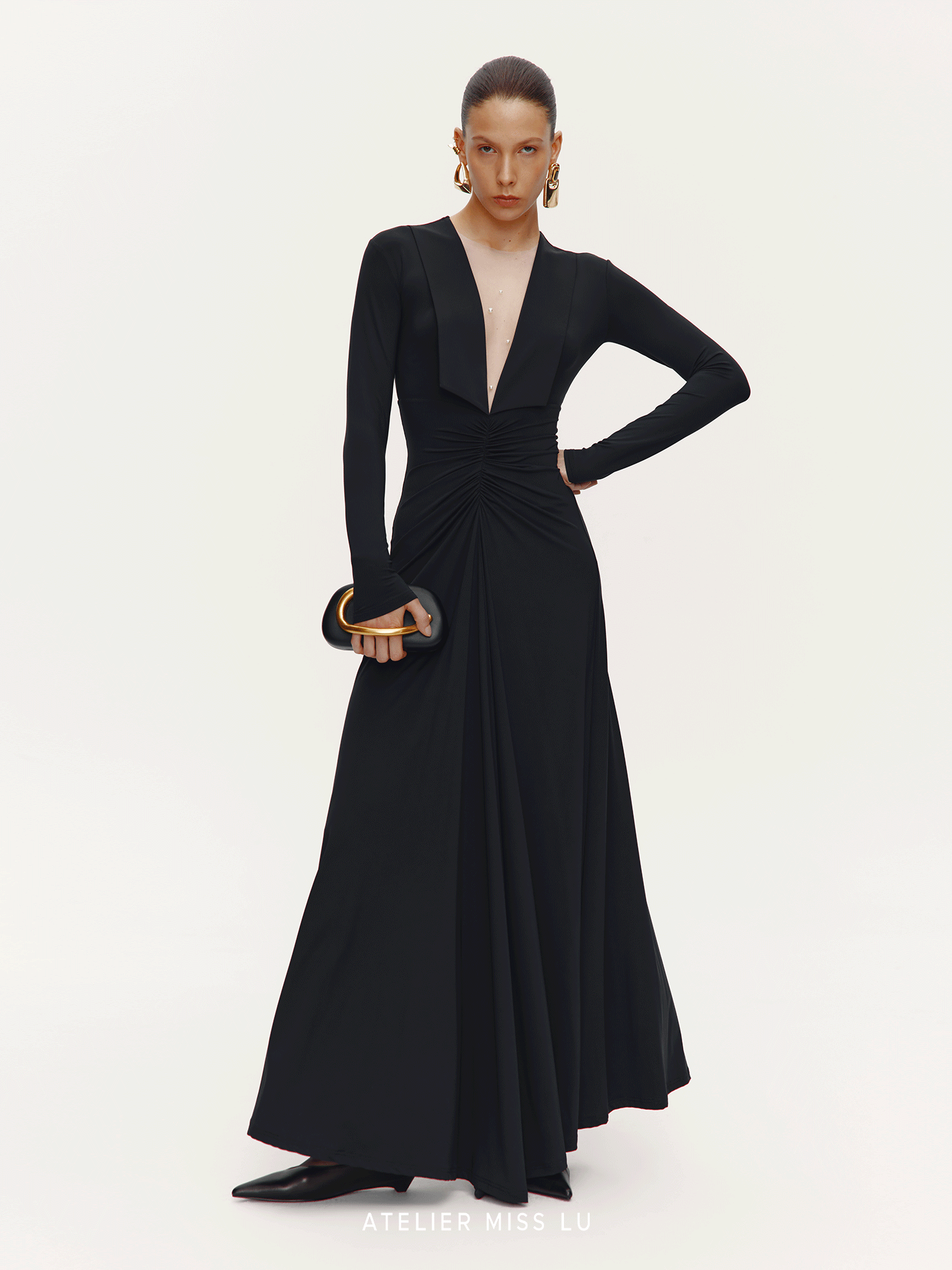 【直抵星辰】纱纱深V领大摆A字长袖礼服裙