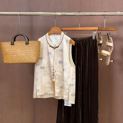 【预售7天】良木礼醋酸提花马甲（X7204） 商品图2