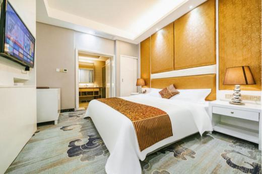 【五月花高原酒店】高原豪华家庭套房 商品图0