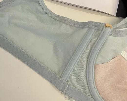 都市丽人C杯常规内衣自然舒适记忆钢圈夹棉杯三排扣蕾丝文胸LB33AA 商品图2