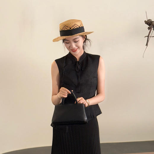 【不退不换】良木礼真丝国风马甲（X7369） 商品图3