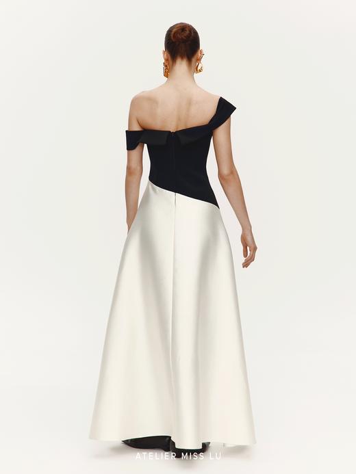 【布达佩斯舞会】光泽感拼接多穿式圆弧抹胸礼服长裙 商品图3