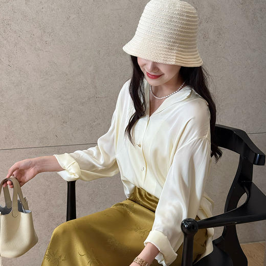 【预售7天】良木礼真丝翻领衬衫（X7345） 商品图4