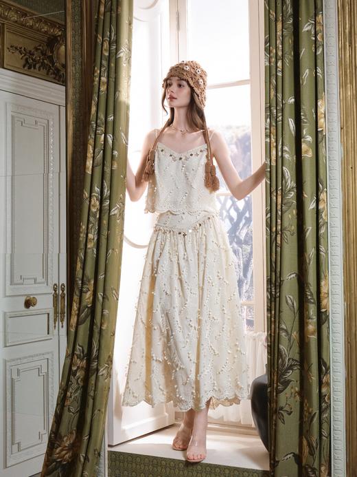 立体花朵叶贝壳装饰吊带上衣 商品图0