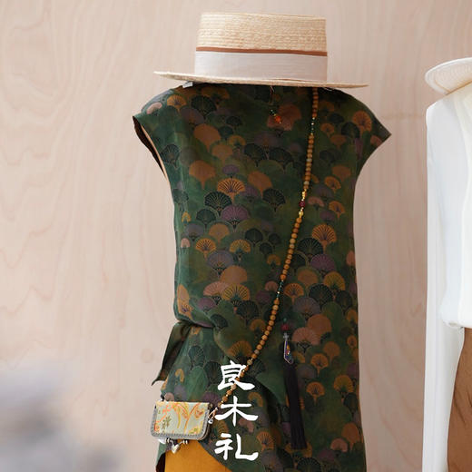 【预售7天】良木礼香云纱真丝马甲（X7396） 商品图3