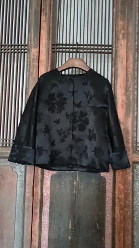 盛唐牡丹| 黑色法式串珠冠乐绉外套 商品图0