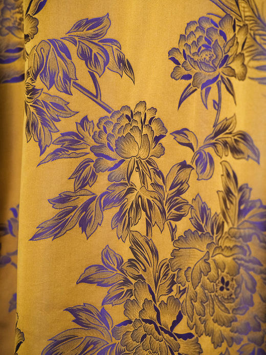 瑕疵|盛唐婧| 新中式老缎圆领斜襟七分袖上衣-黄色 商品图6