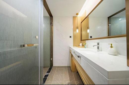 【乾景酒店】舒适标准间 商品图3