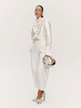 【戏剧之后】艺术感弯刀廓形长裤