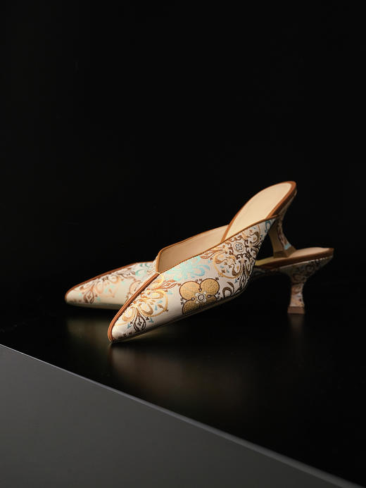 盛唐婧 |杜若-新中式手工羊皮穆勒鞋-橘色(特殊商品不退不换)-[特价品] 商品图1