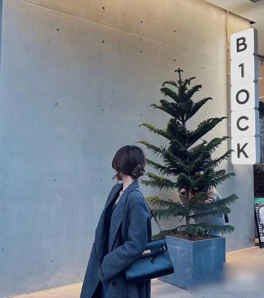 YSL 曼哈顿 box牛皮 中号 黑金 单肩包 商品图2