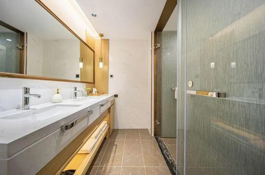 【乾景酒店】豪华标准间 商品图4