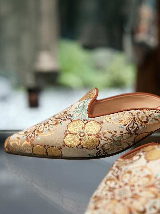 盛唐婧 |衡芜-新中式手工羊皮粗跟穆勒鞋-橘色(特殊商品不退不换)-[特价品] 商品图3