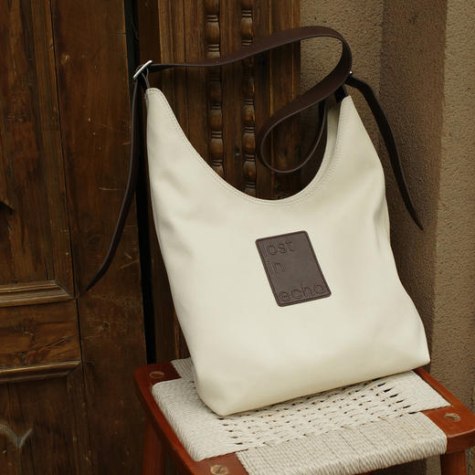 马君妍同款lost in echo早秋新款通勤超大帆布牛皮单肩斜挎托特包 商品图5