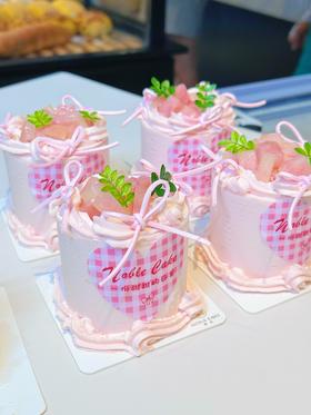 蜜桃乌龙冷萃（需冷藏）