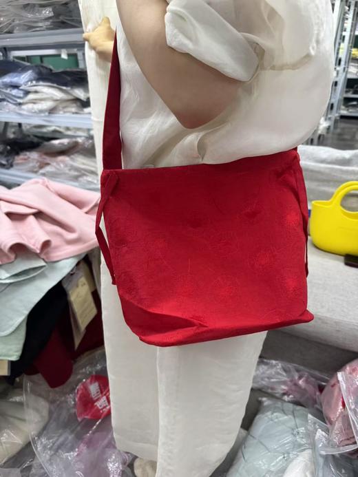 【抖音专属】包（24812035-丹枫） 商品图0