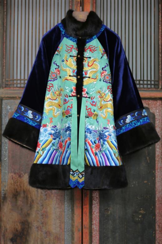 盛唐牡丹大师系列 | 重缎真丝水貂毛手绣外套(盛唐牡丹与非遗传承人王小潇联名作品) 商品图1